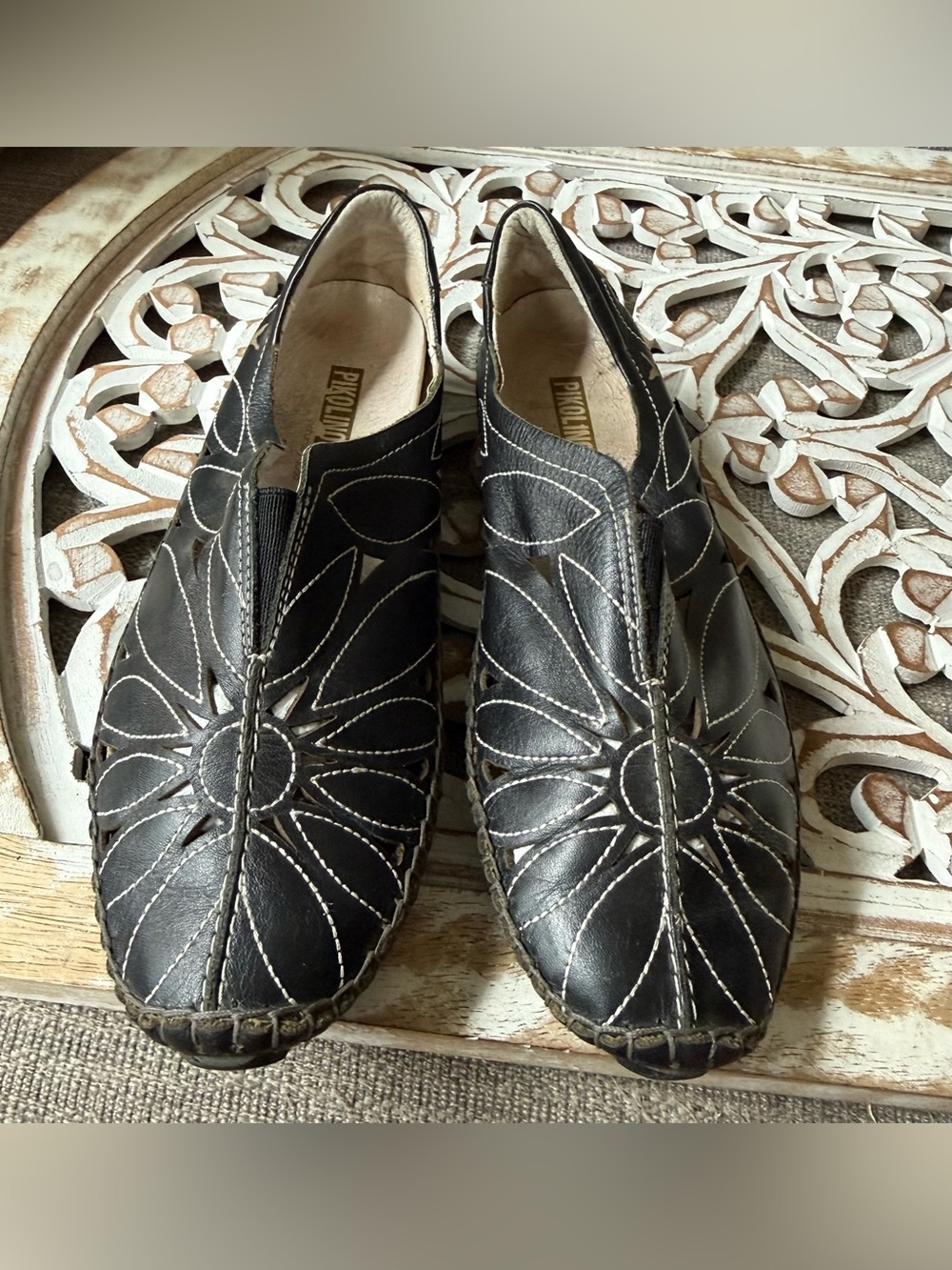 PIKOLINOS Black Leather Floral-Stitched Slip-On Moccasins Shoes 37 7